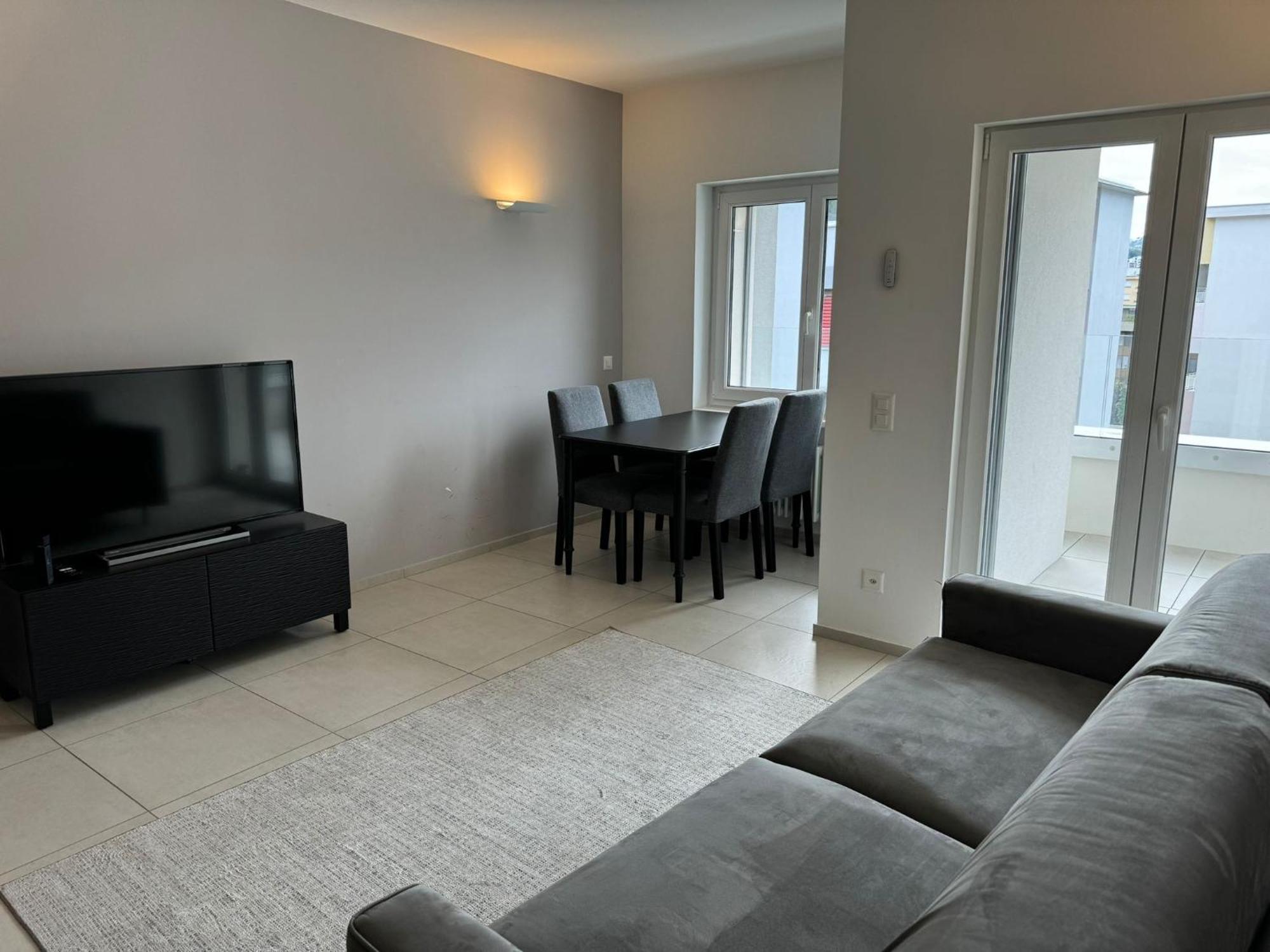Urban Residence By Quokka 360 - Modern Apartments In ลูกาโน ภายนอก รูปภาพ
