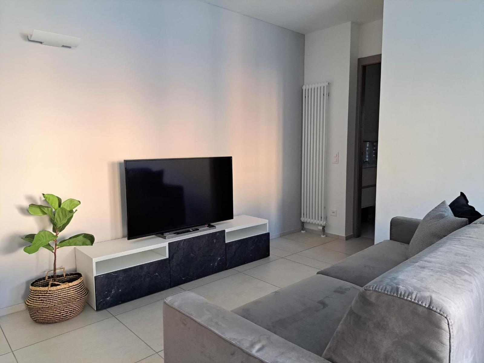 Urban Residence By Quokka 360 - Modern Apartments In ลูกาโน ภายนอก รูปภาพ