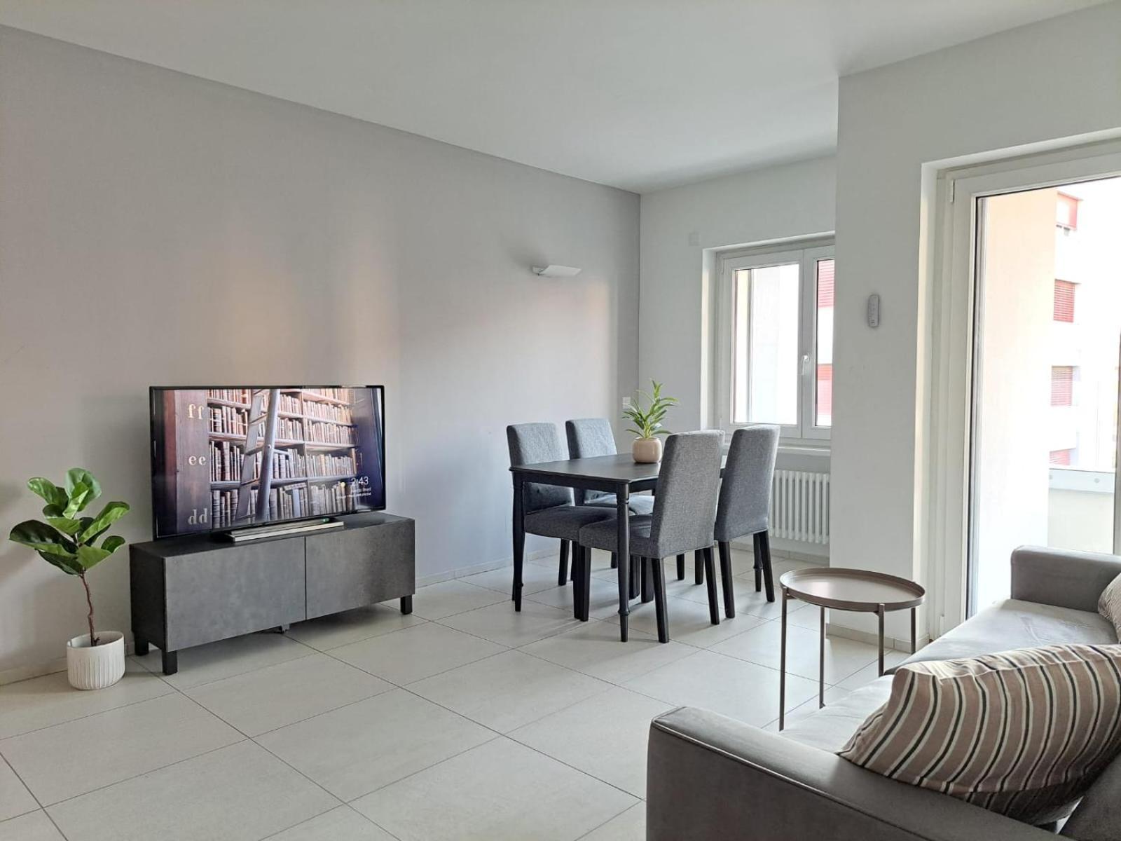 Urban Residence By Quokka 360 - Modern Apartments In ลูกาโน ภายนอก รูปภาพ
