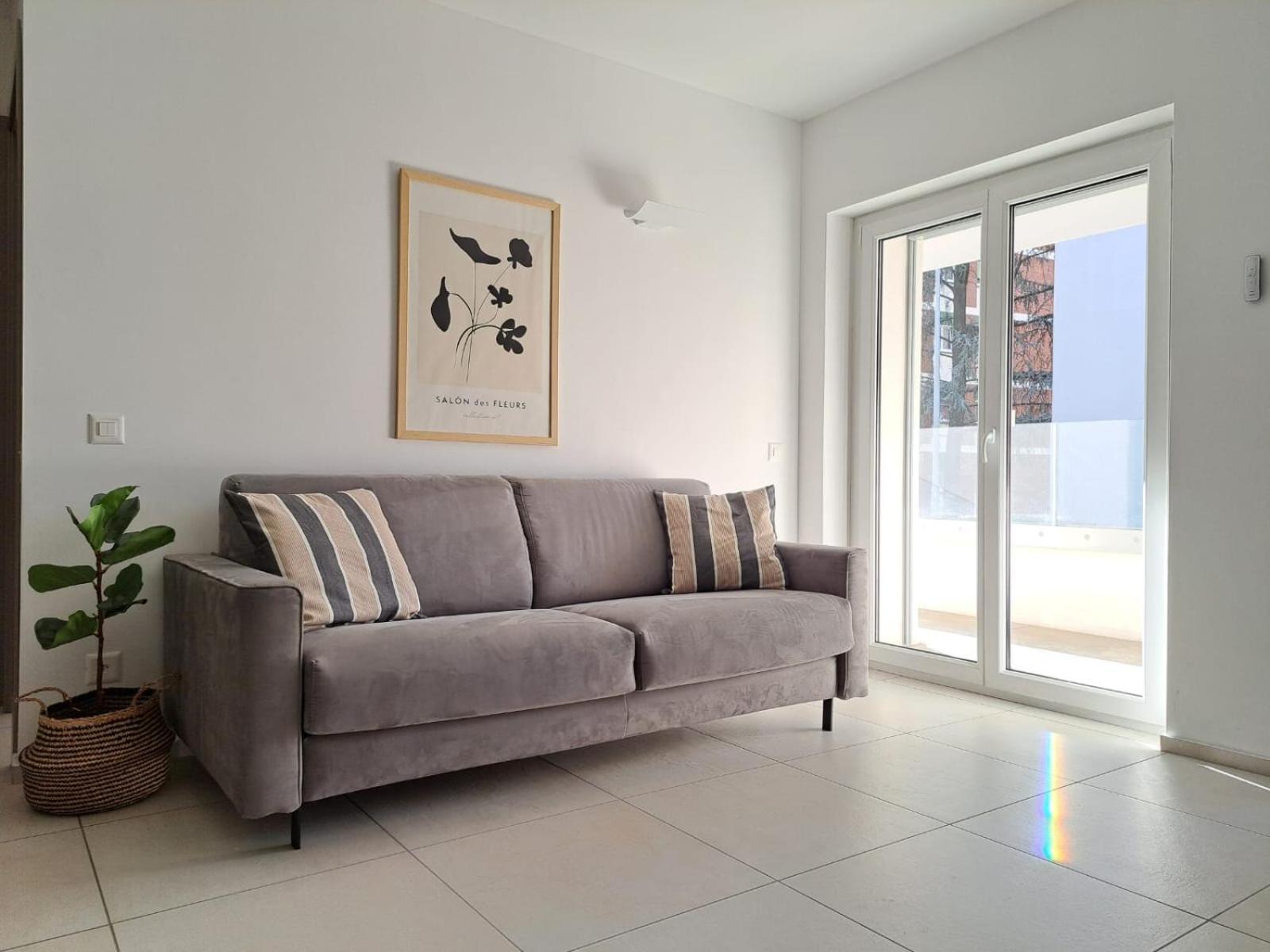Urban Residence By Quokka 360 - Modern Apartments In ลูกาโน ภายนอก รูปภาพ