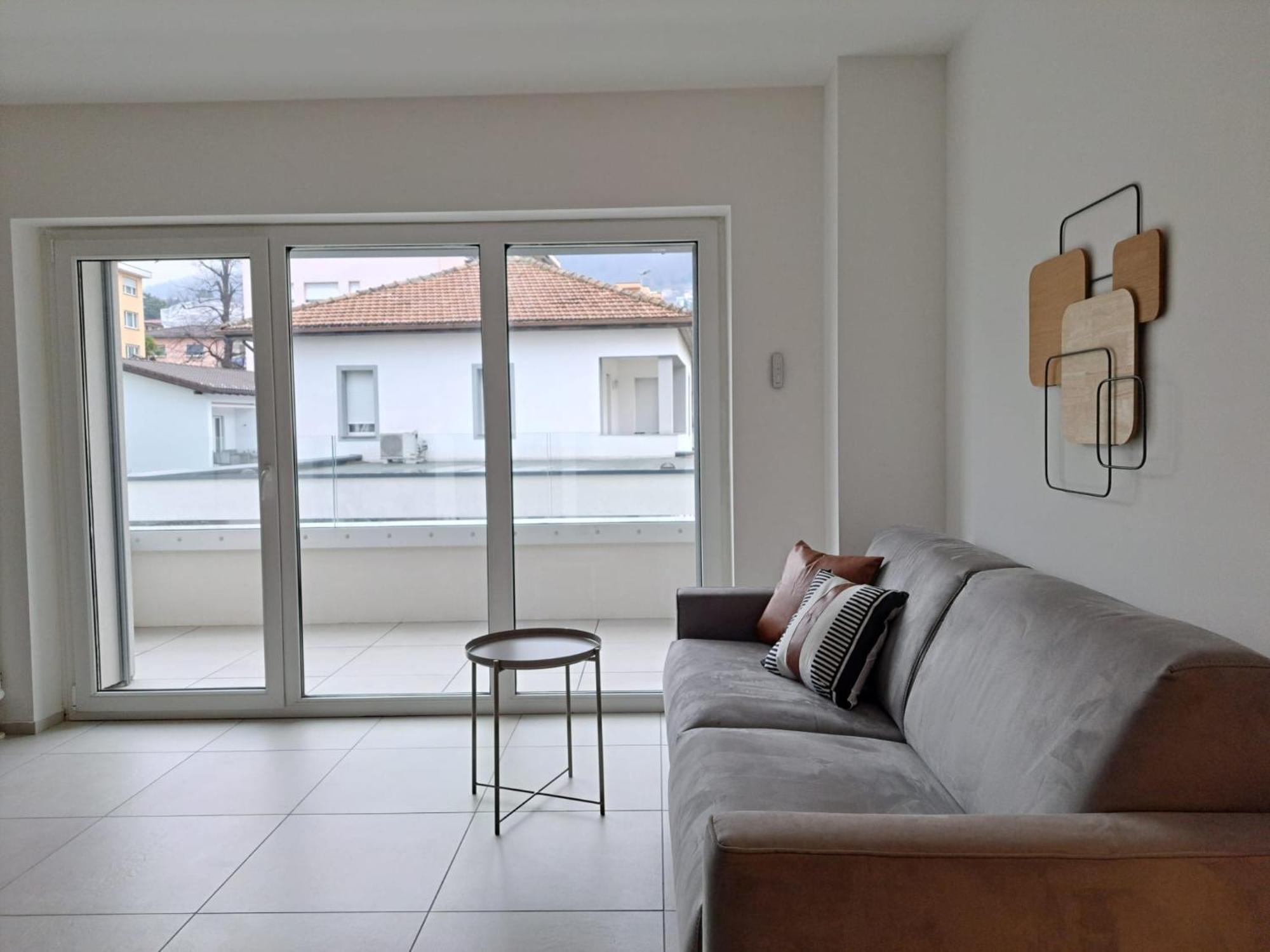 Urban Residence By Quokka 360 - Modern Apartments In ลูกาโน ภายนอก รูปภาพ