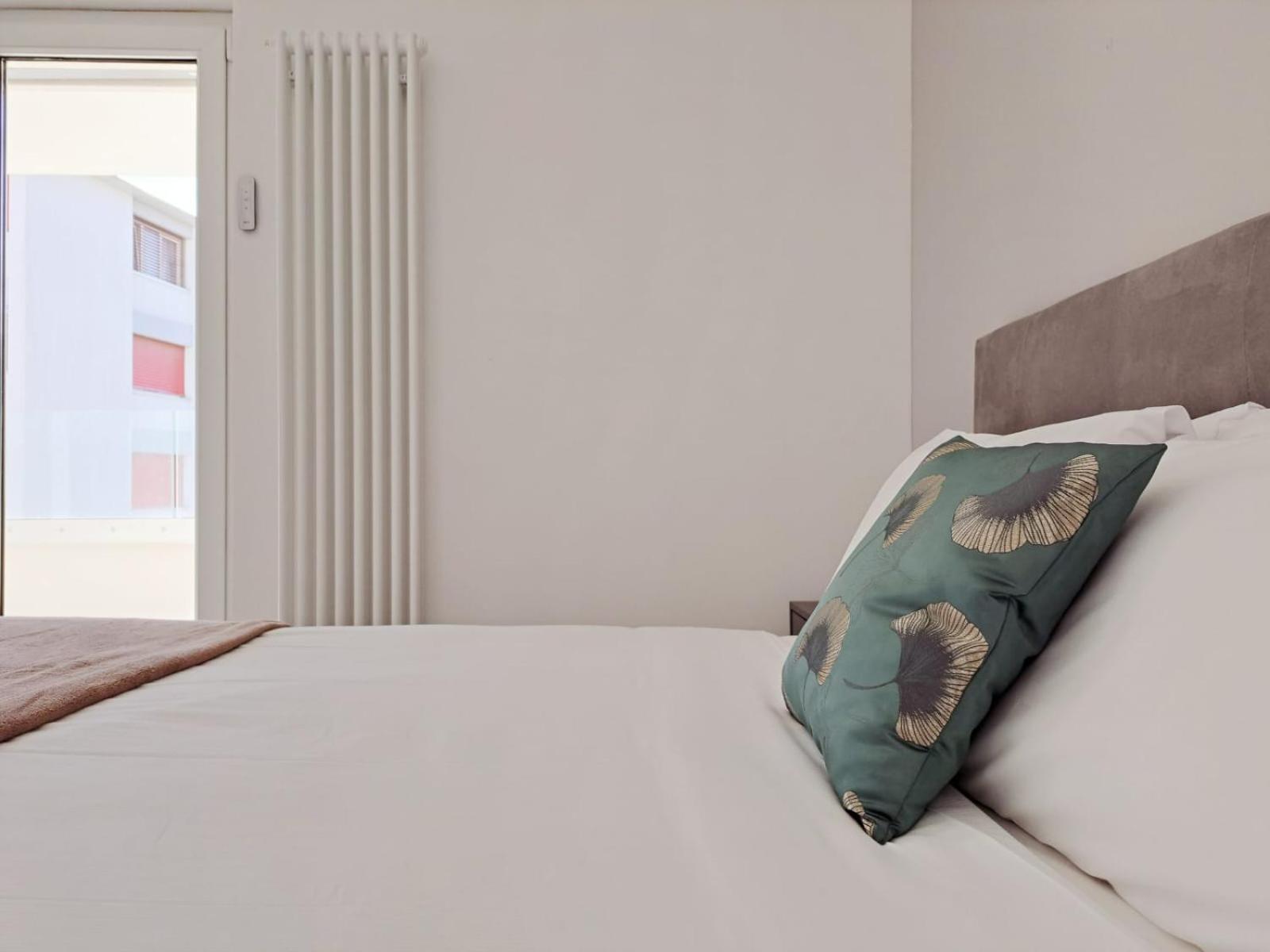 Urban Residence By Quokka 360 - Modern Apartments In ลูกาโน ภายนอก รูปภาพ