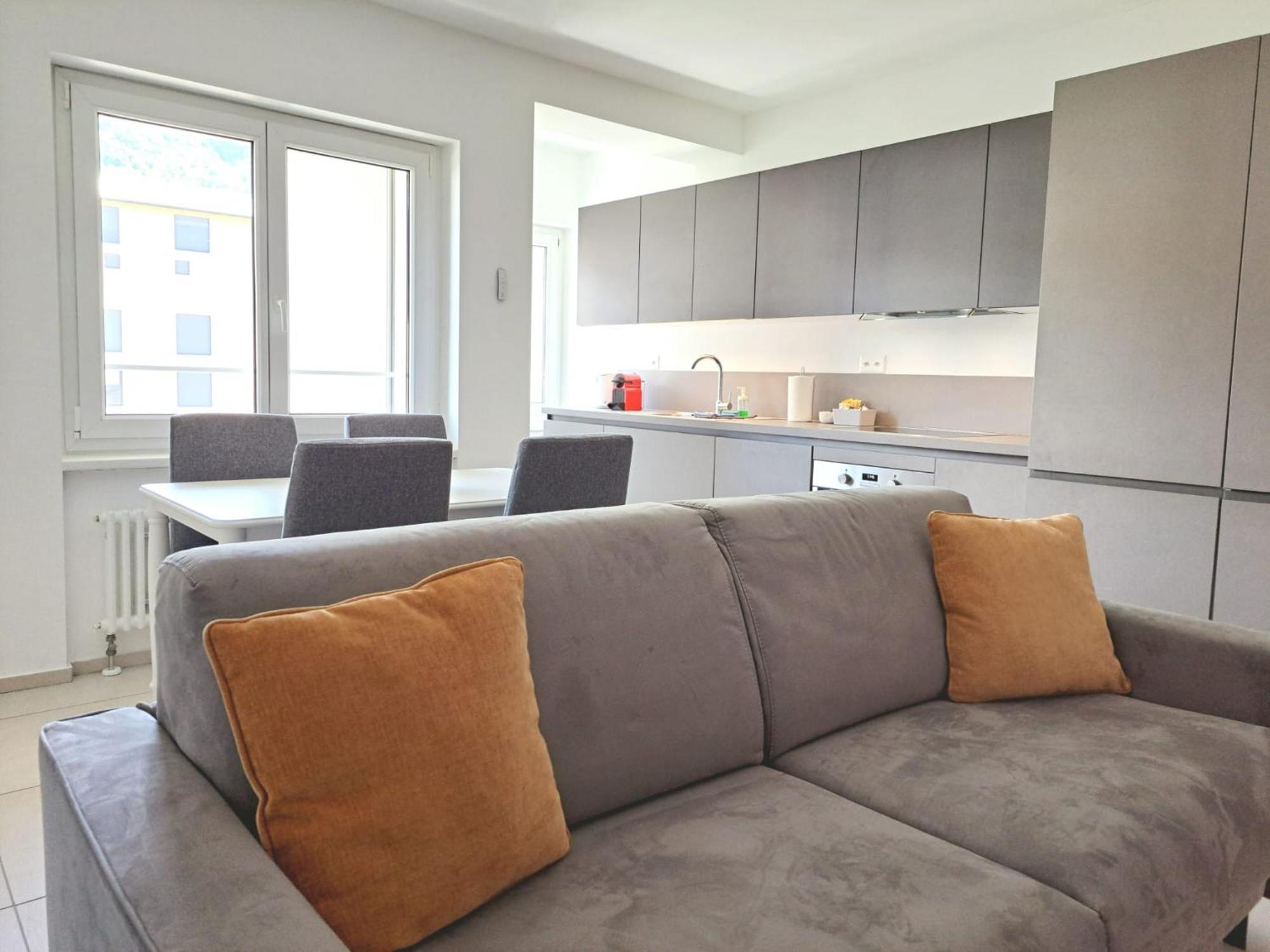 Urban Residence By Quokka 360 - Modern Apartments In ลูกาโน ภายนอก รูปภาพ